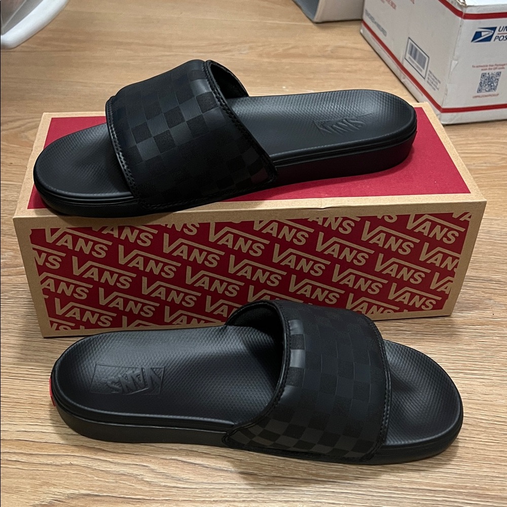 NIB - Vans MTE La Costa Slide-On Black/Black Checkerboard Men's 11 -